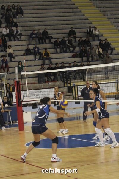 111120 sport2 719_tn.jpg